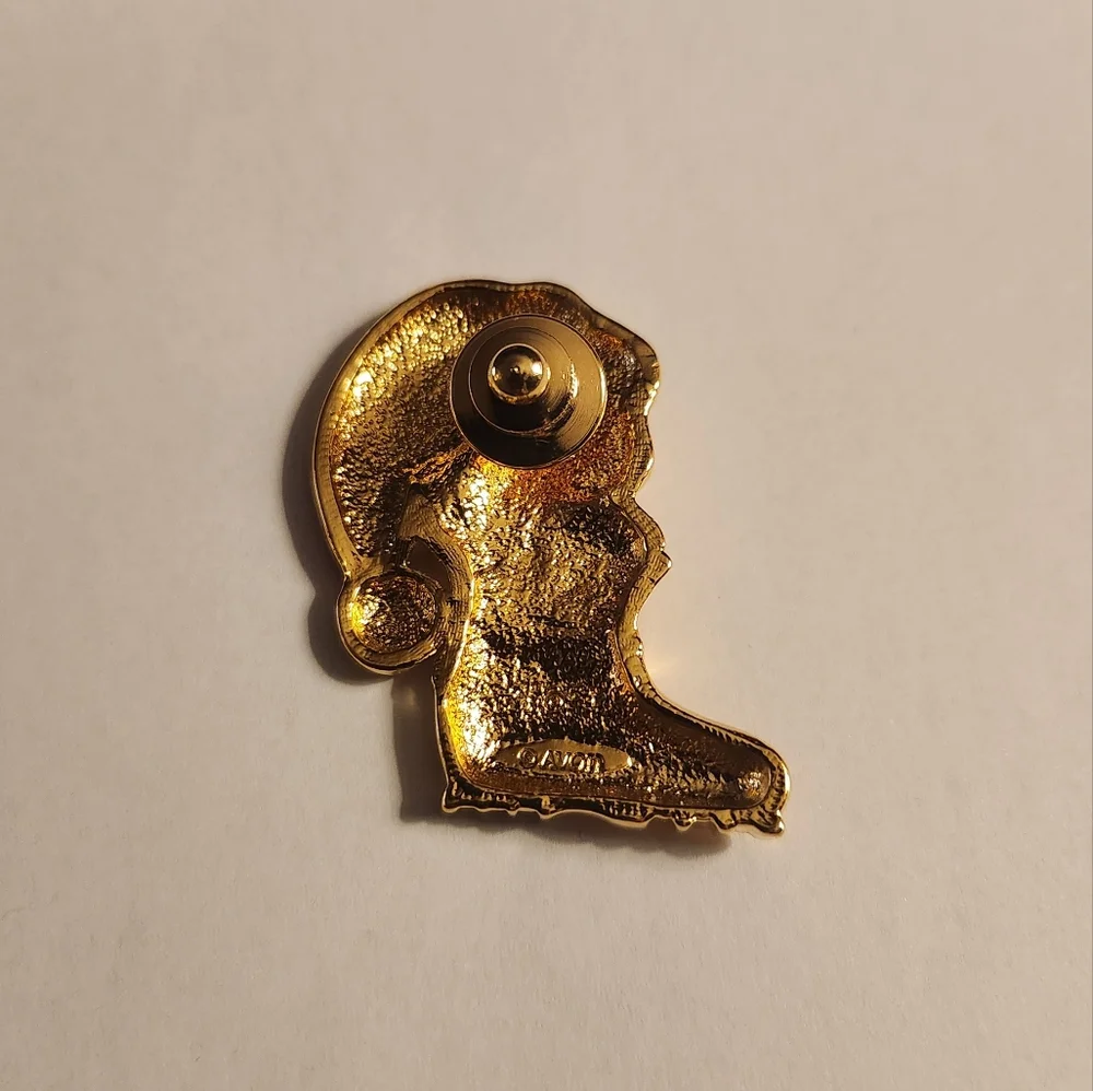 Vintage Avon Cat Christmas Brooch Pin